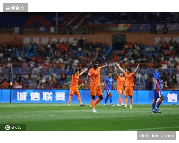 黄紫昌、奥斯卡破门，云南玉昆客场2-1战胜辽宁铁人送对手六连败